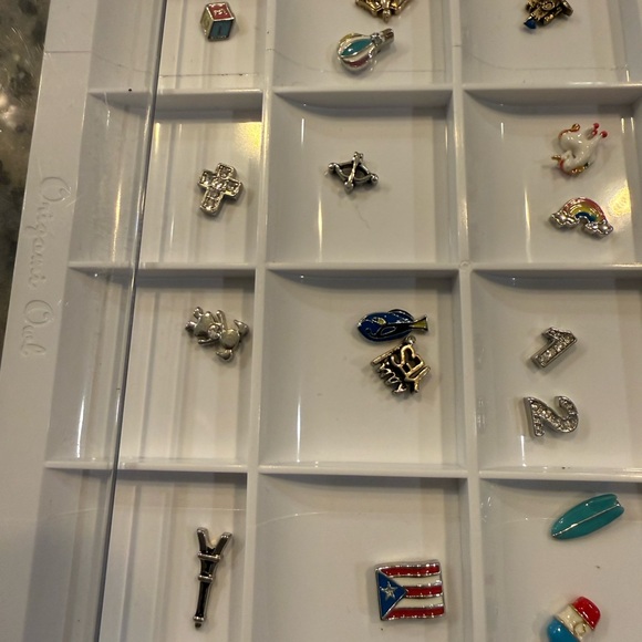 Origami Owl Assorted Charms and Plates - Picture 4 of 6